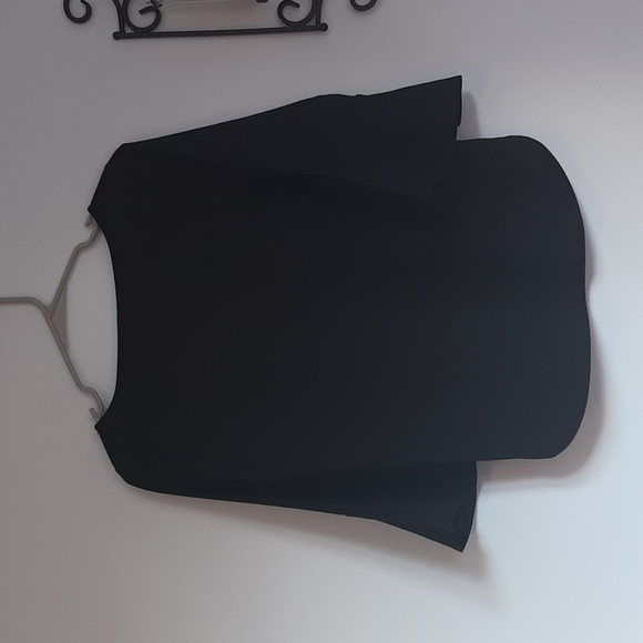 Black Flare Sleeve Top - Picture 4 of 6